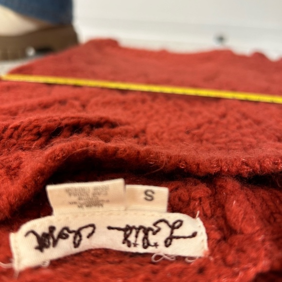 Anthropologie Lili’s closet Lace bottom sweater S good used condition - Picture 13 of 14